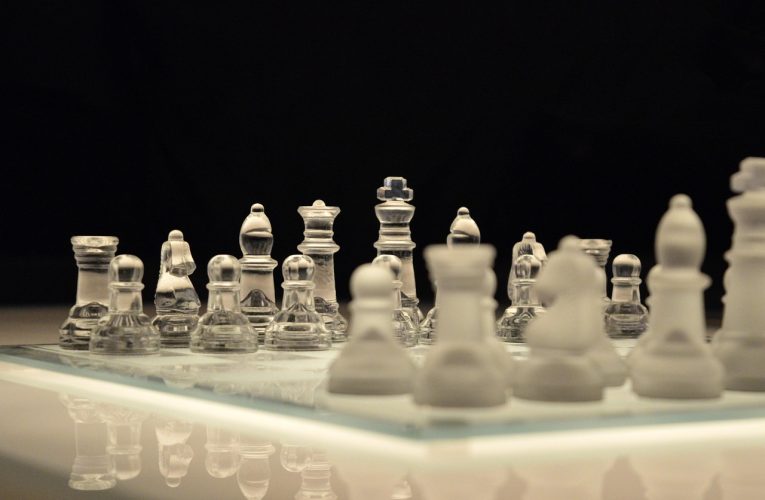 Carlsen brilha em casa e lidera o Norway Chess após quatro rodadas