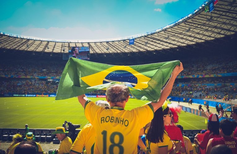 Análise do Mercado de Verão da Bundesliga: Quem se deu bem e quem ficou a desejar?